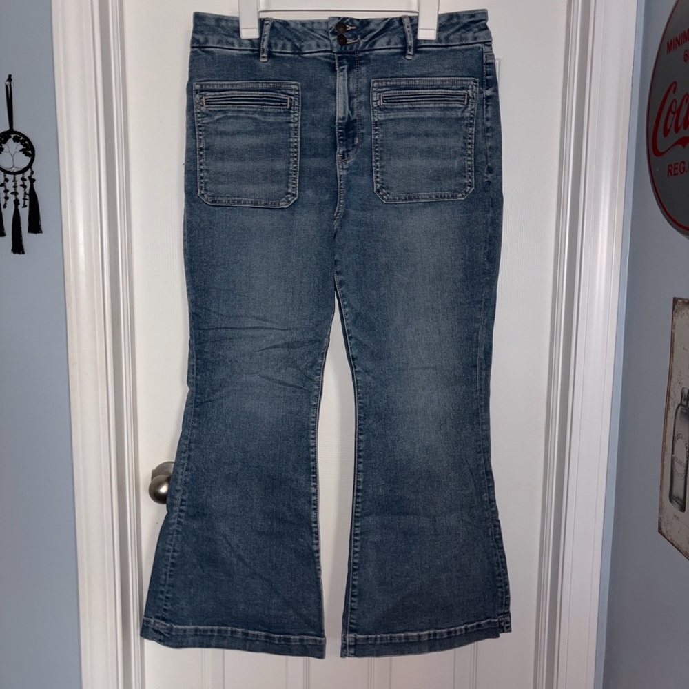 America Eagle Flare Jeans